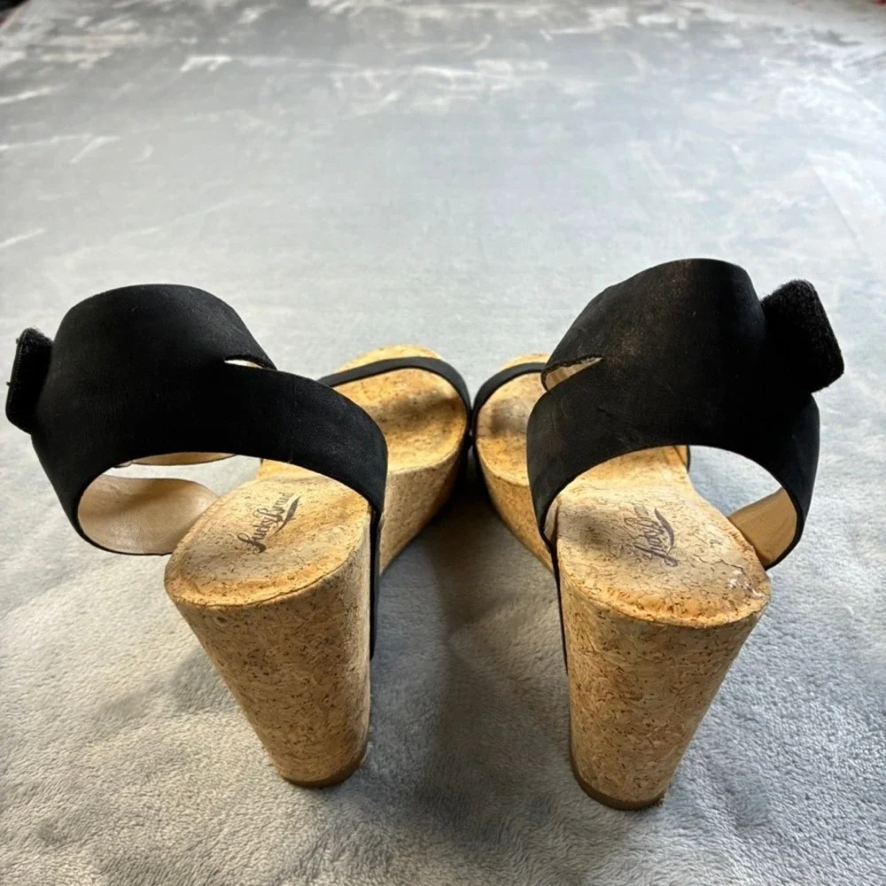 Lucky Brand McDowell Black Leather Cork Wedge Heel Sandals Womens 8M LK-MCDOWELL